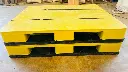 05_greenpallet_liso_3_patines_rack_amarillo.webp